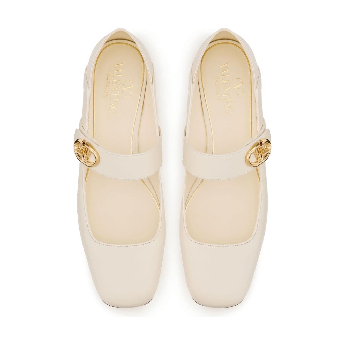 Valentino Garavani Flat shoes White Flat Shoes Valentino Garavani