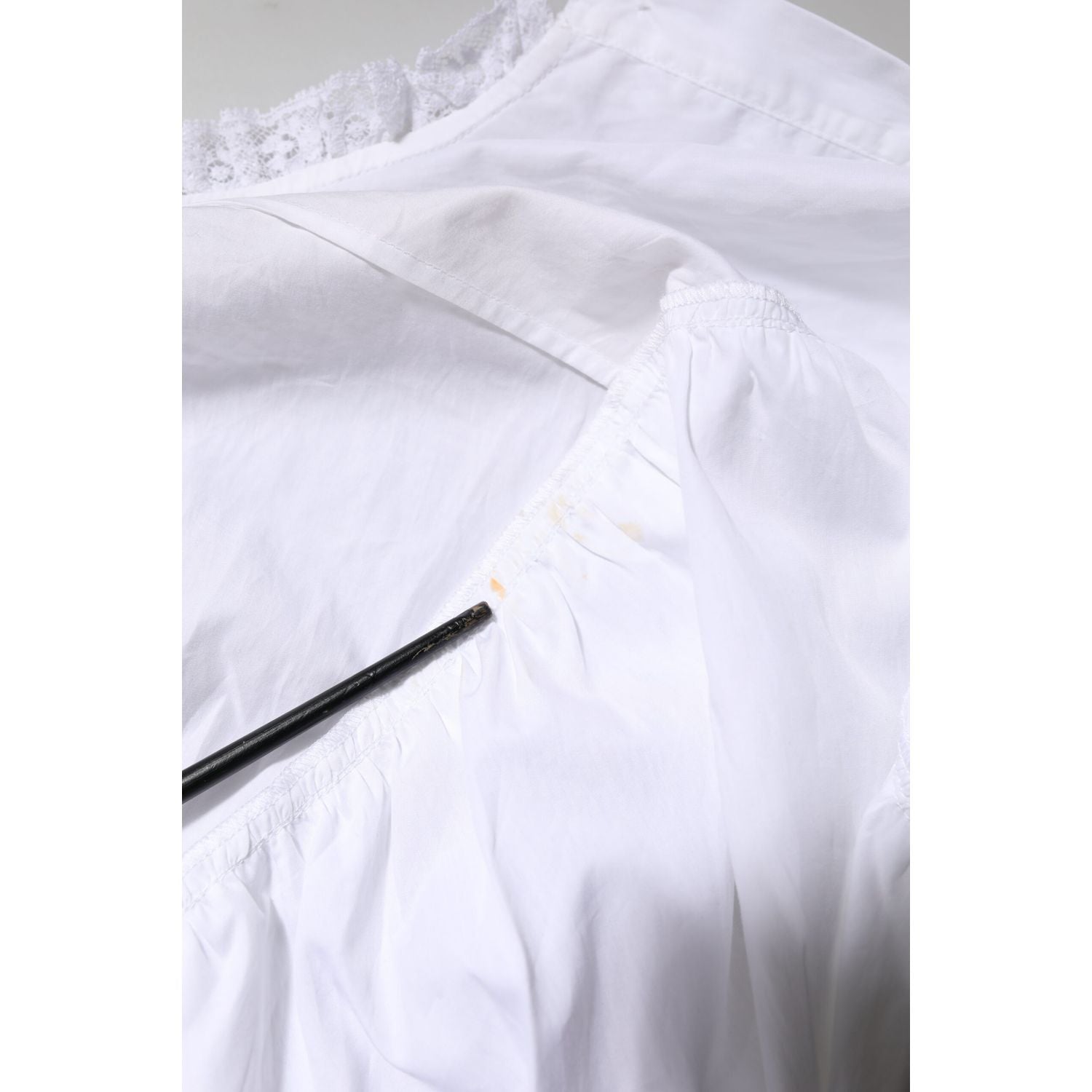 Dolce & Gabbana White Ruffled Lace Embellished Blouse Top