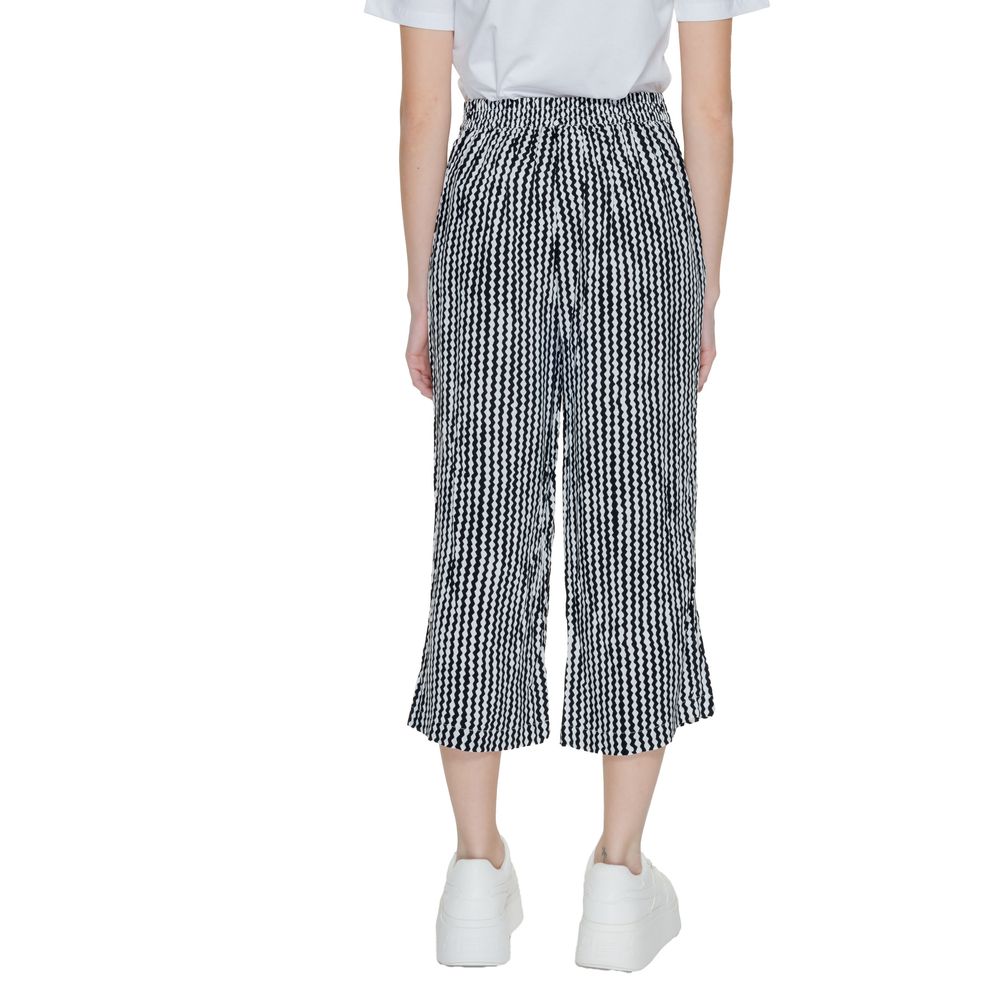 Only Black Viscose Cropped Pants Only